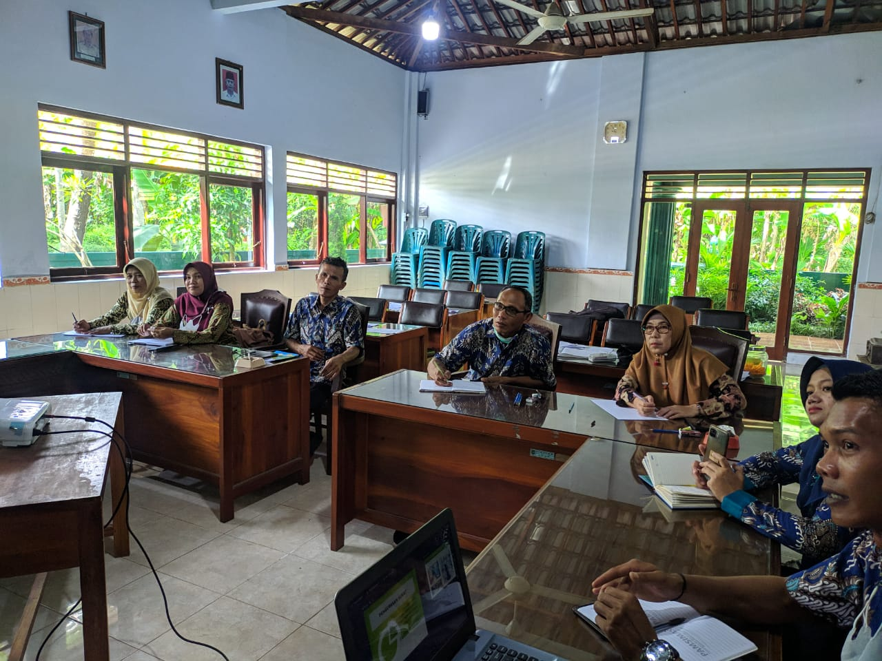 Bimtek Kearsipan bagi Perangkat Desa DukuhDungus Kecamatan Grabag               