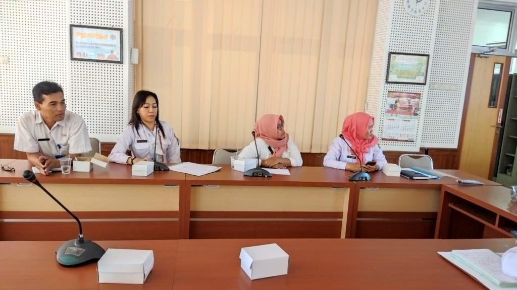 Arsiparis Melakukan Penilaian Arsip Usul Musnah dan Serah di Dindukcapil