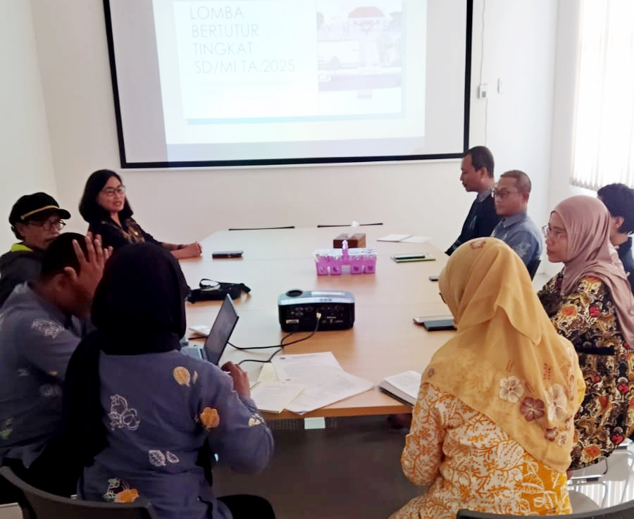 Rapat Koordinasi Persiapan Lomba Bertutur Tingkat SD/MI