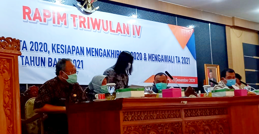 Rapim Kesiapan Mengakhiri  Tahun 2020, Mengawali  Kegiatan 2021 dan Tahun Baru 2021 di Ruang Arahiwang